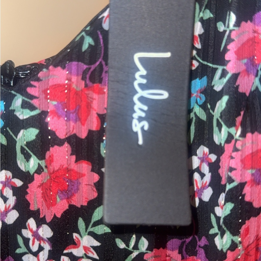 Lulu Floral Ruffle Dress - Picture 8 of 8